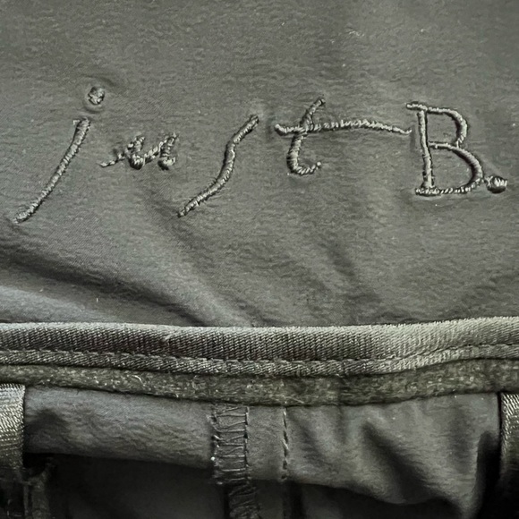 Just B. Black Pants size 8 - Picture 7 of 7